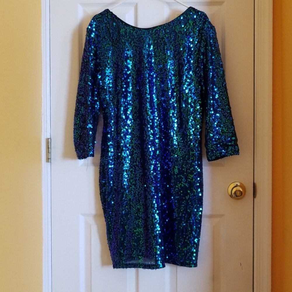 H&M blue/green sequined dress